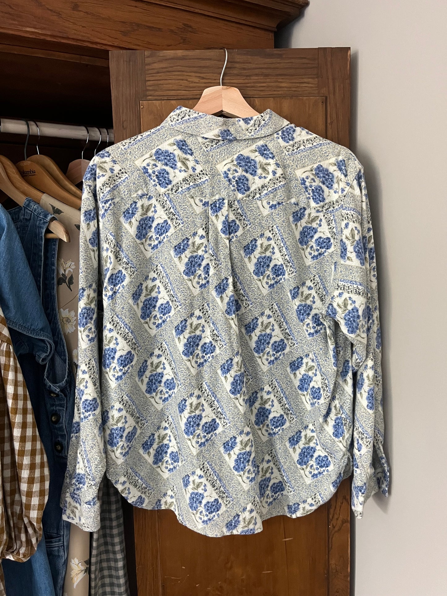 Chemise fleurie en flanelle (S/M)