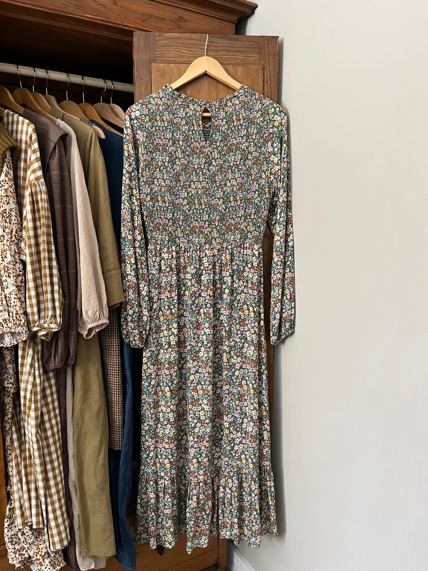 Robe longue fleurie (Médium)