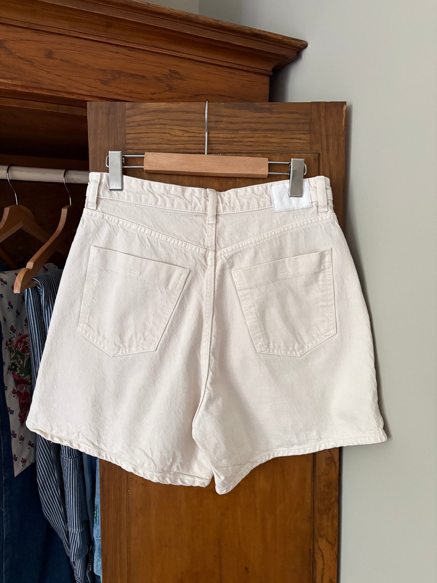 Short crème Zara (S/M)