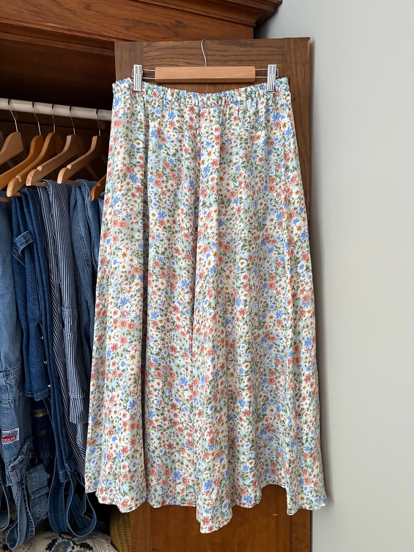 Jupe longue fleurie Zara (Large)