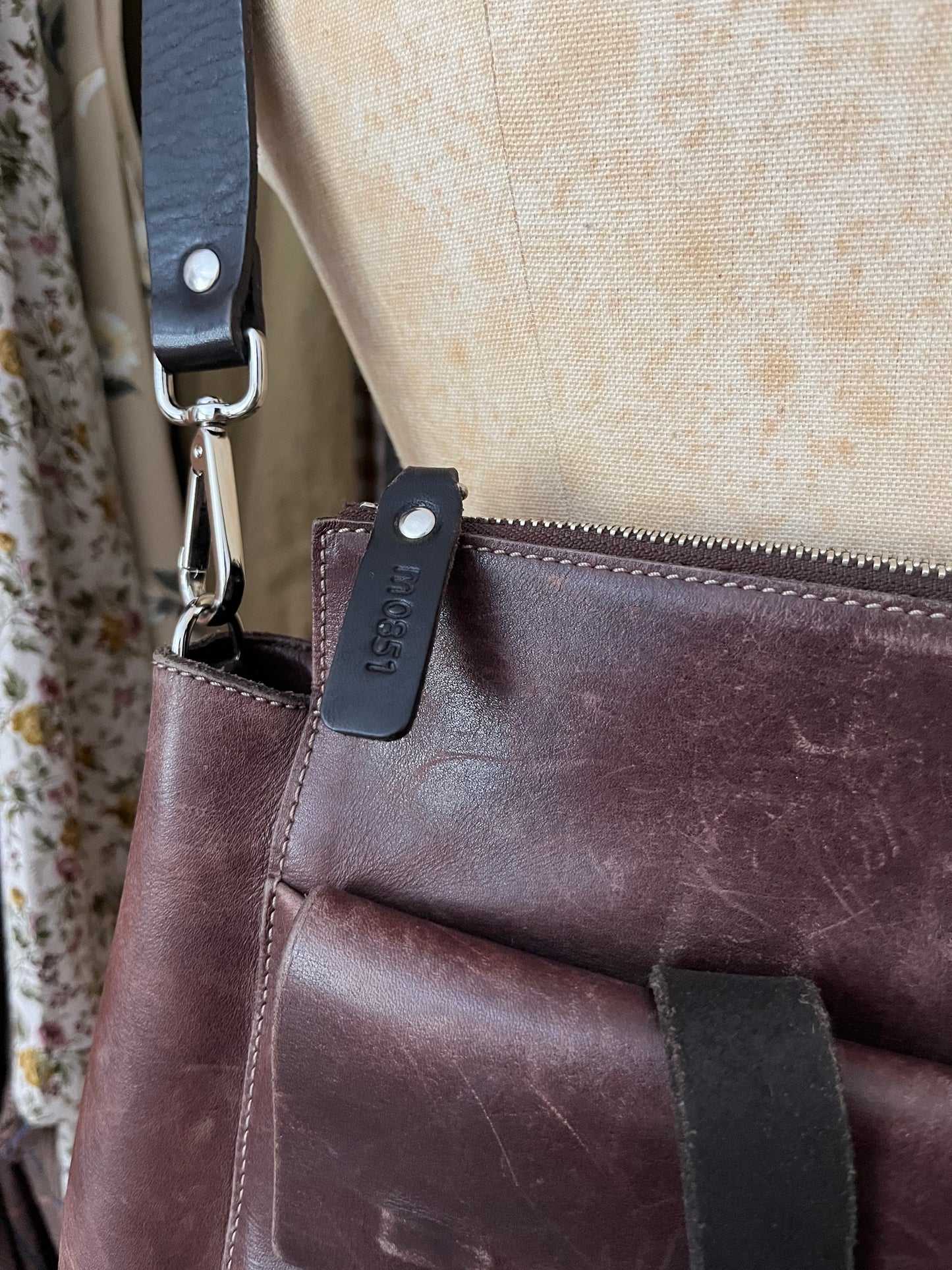 Sacoche sac-à-dos en cuir brun