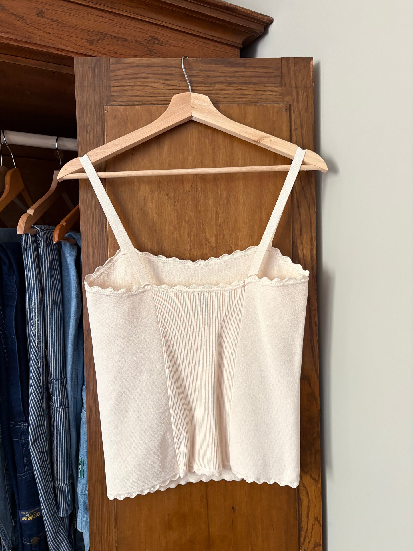 Camisole beige festoné Tristan (Médium)
