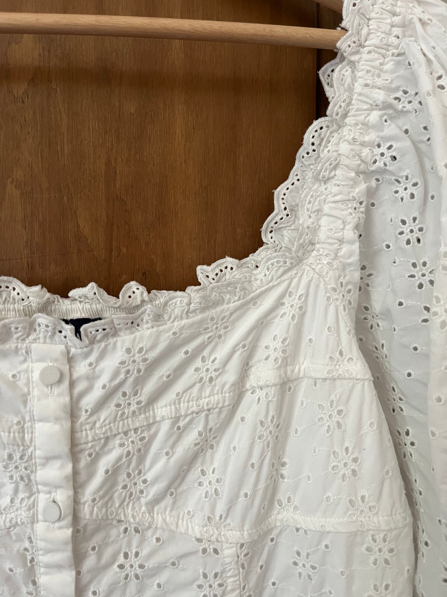 Robe blanche avec broderies GAP (Large)