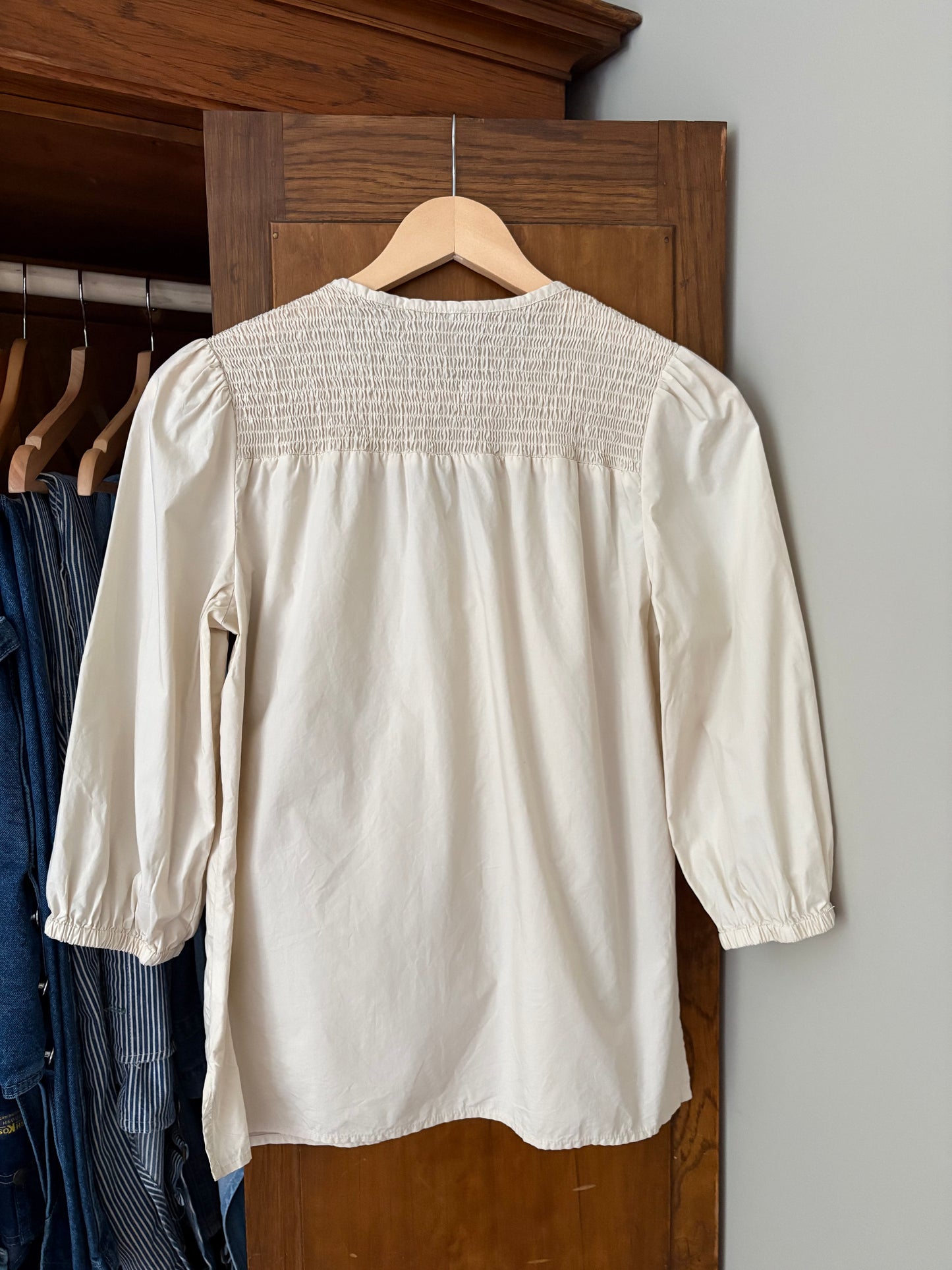 Haut beige avec boucle Tristan (Small)