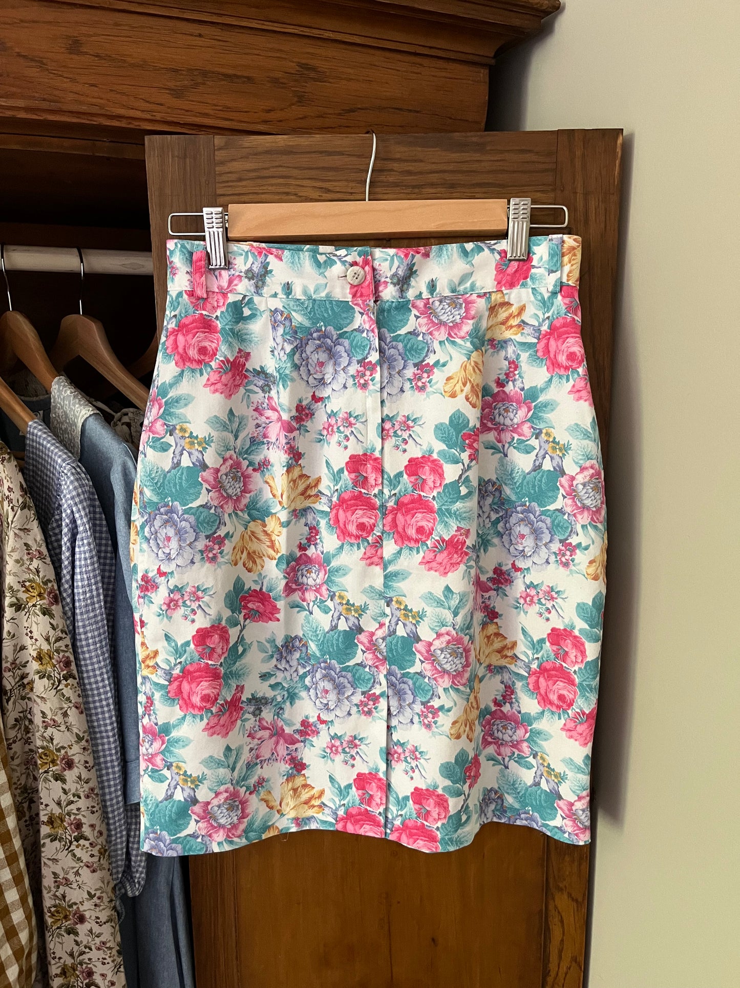 Jupe courte fleurie vintage (Small)