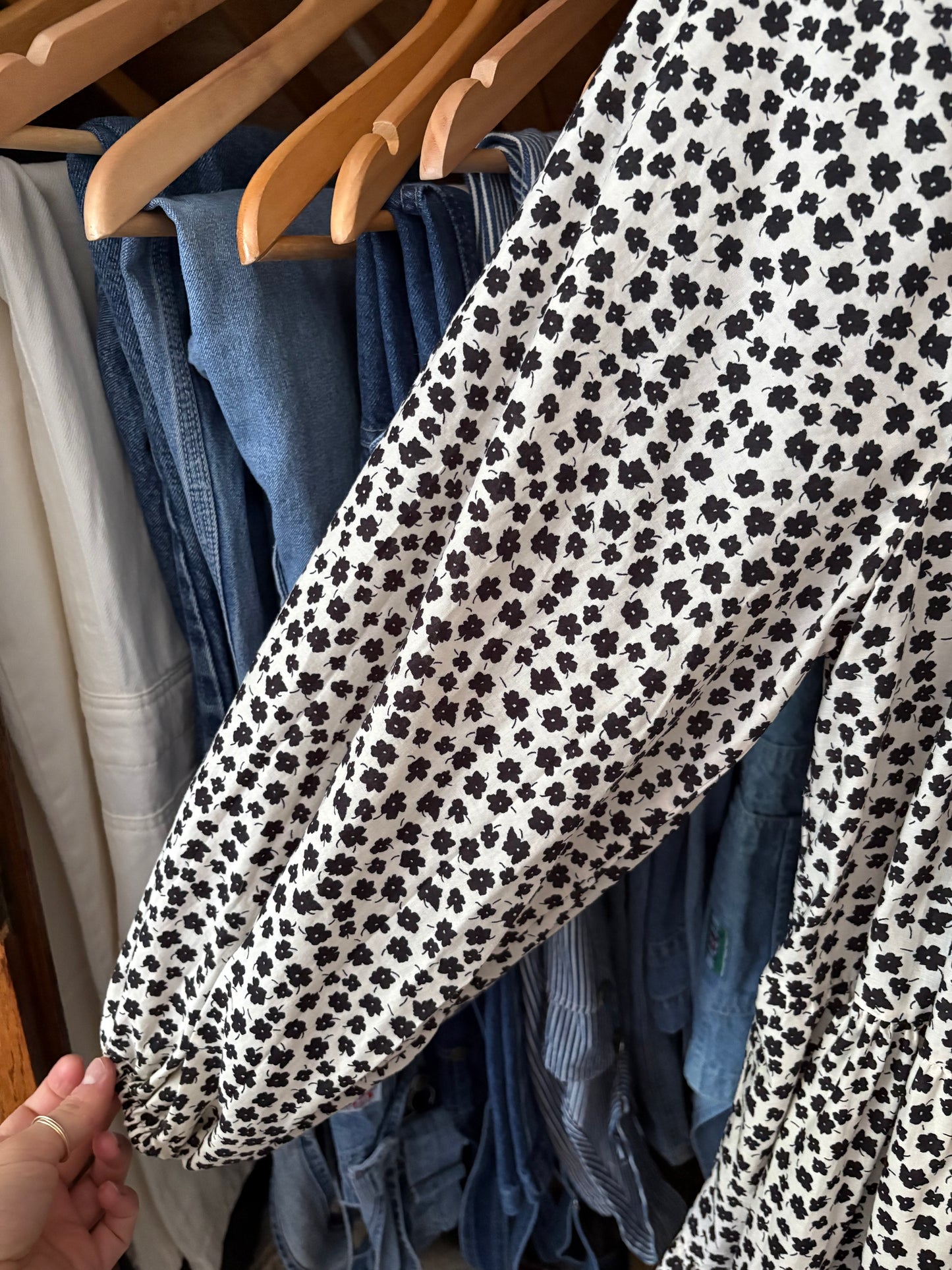 Robe courte fleurie H&M (M/L)