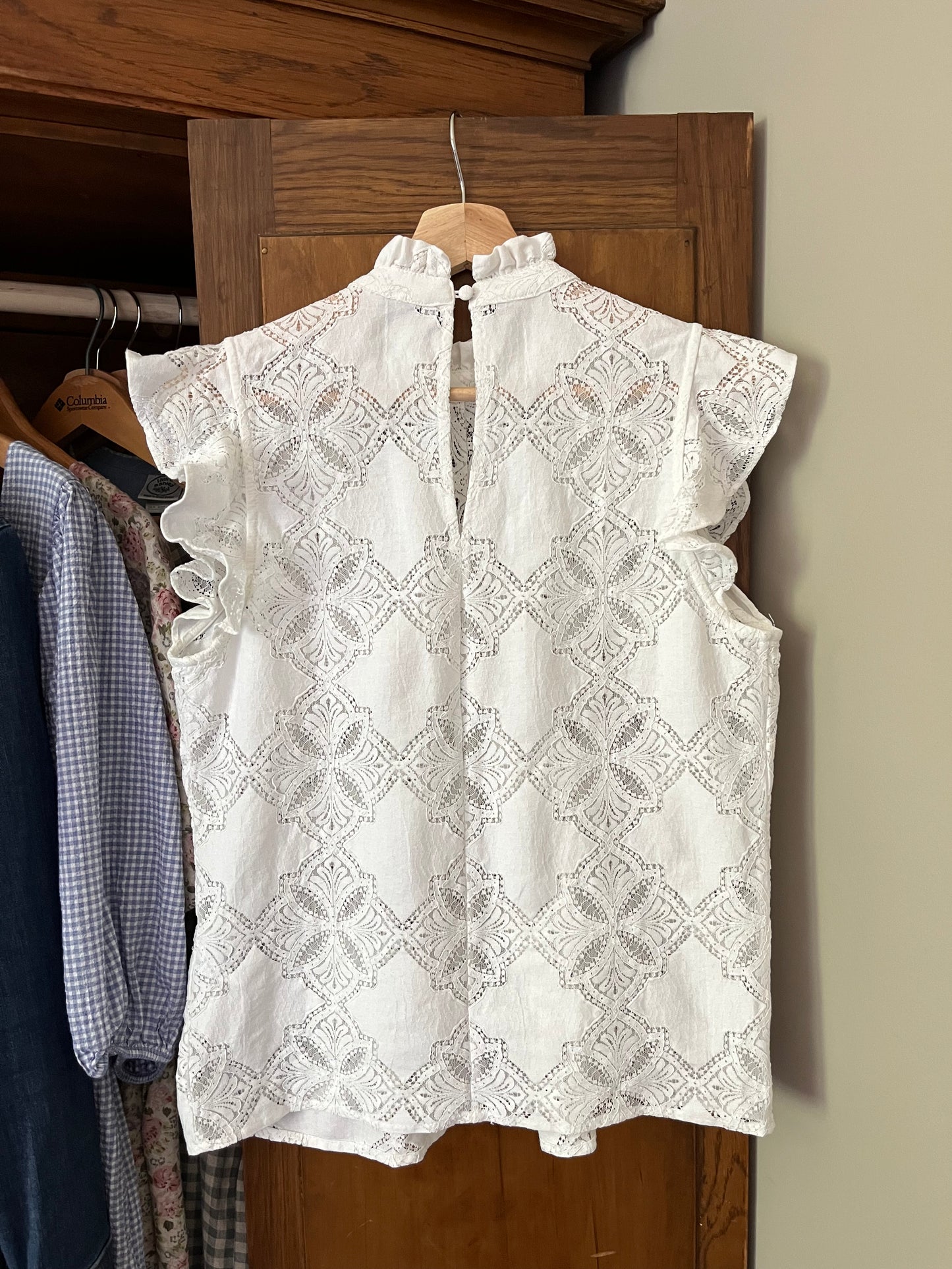 Haut en dentelle blanc (Small)