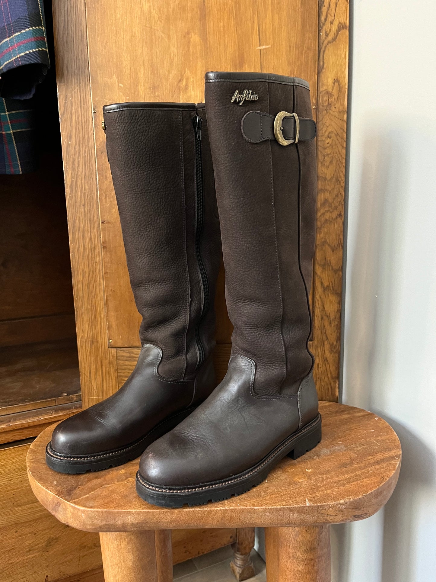 Bottes hautes en cuir et en suède (pointure 37/ 6)