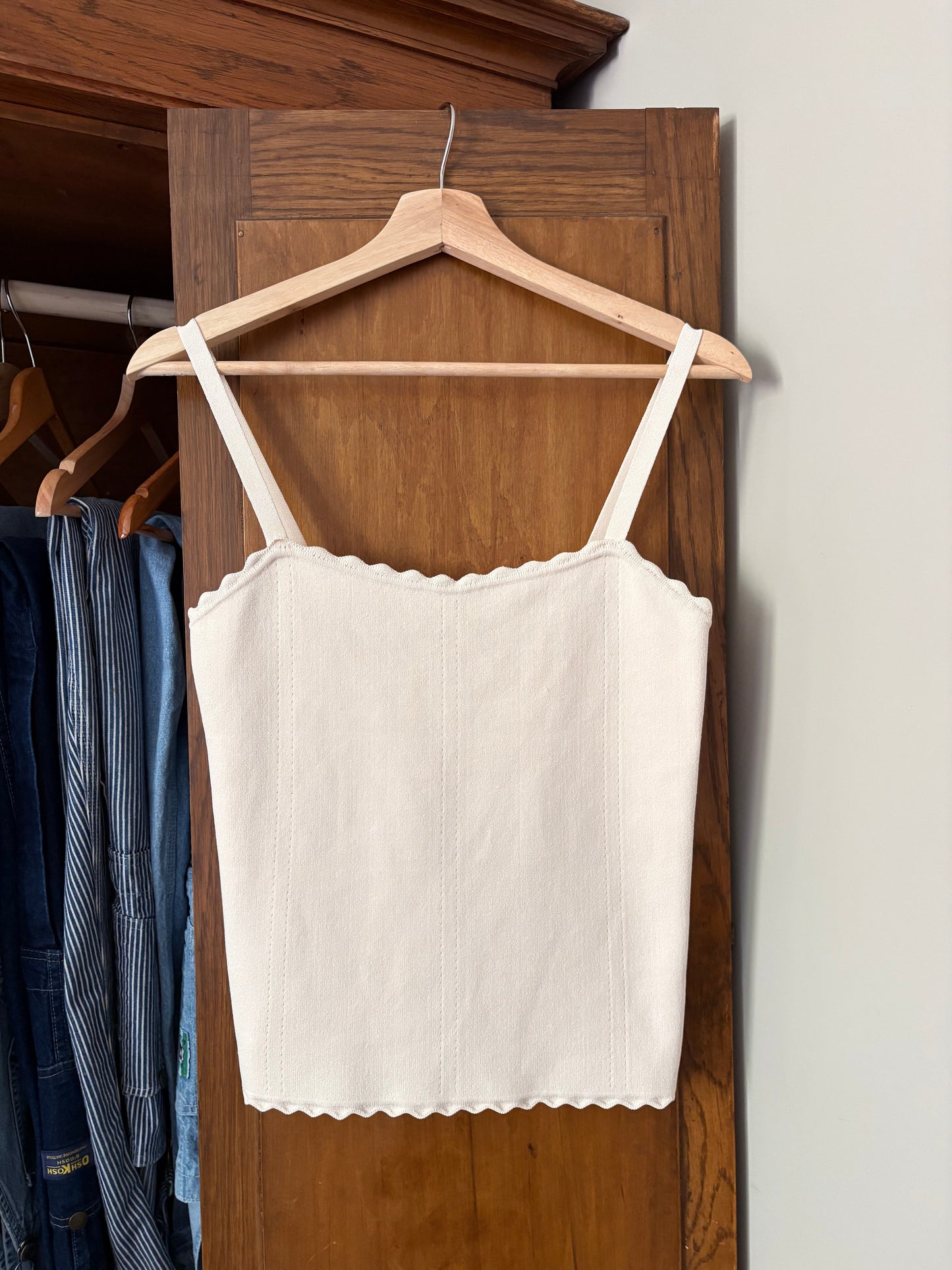 Camisole beige festoné Tristan (Médium)