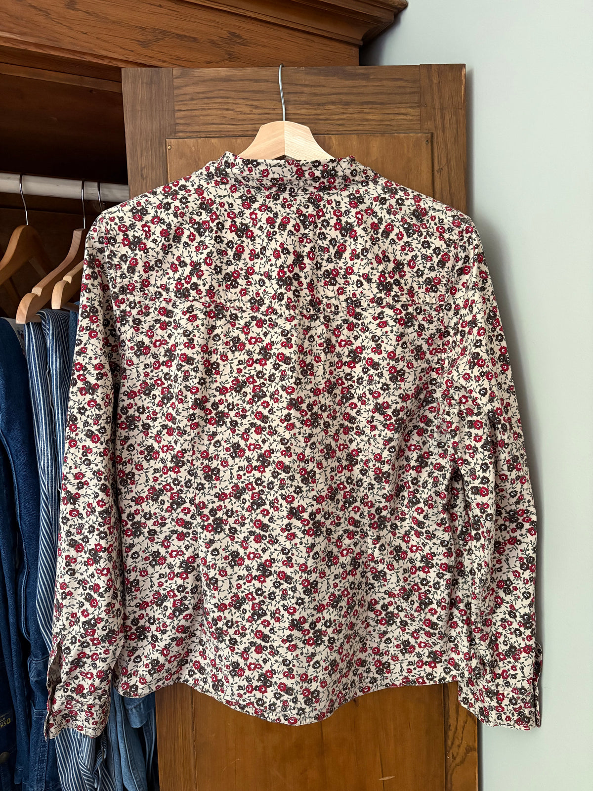 Chemise fleurie vintage Reitmans (M/L)