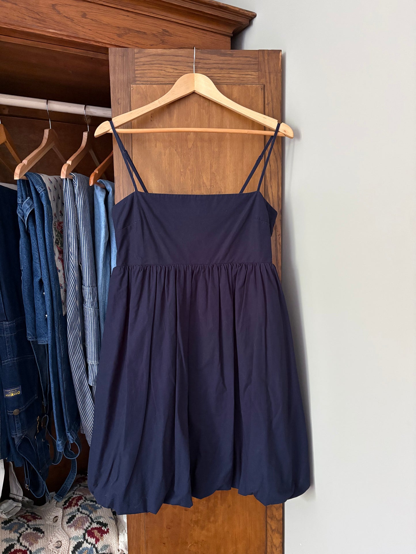 Robe courte Aritzia (Large)