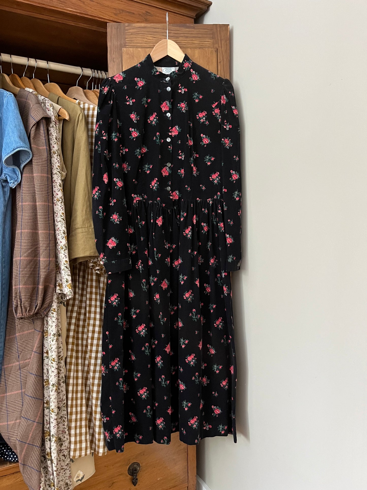 Robe fleurie vintage Laura Ashley (Médium)