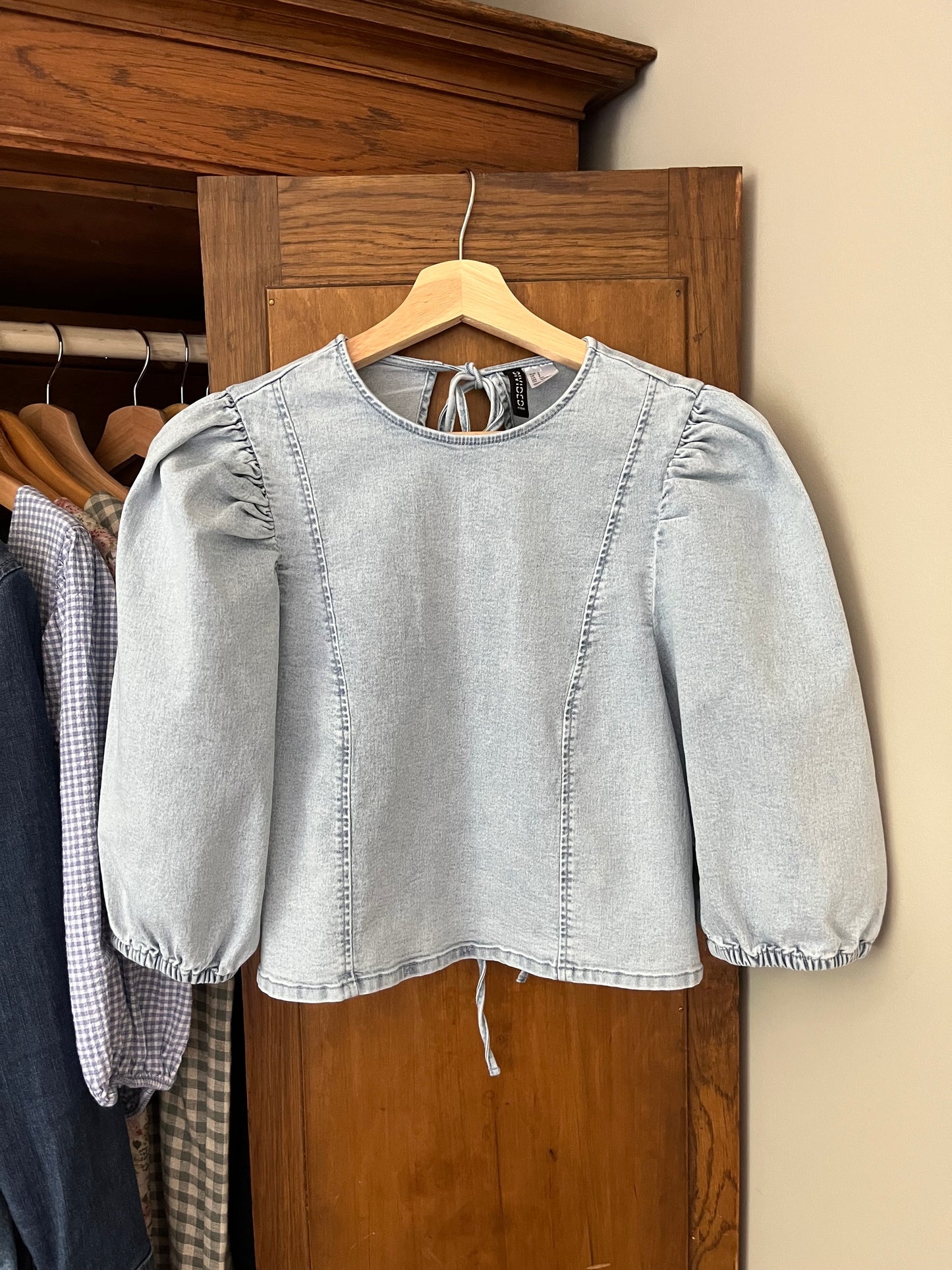 Haut boucles au dos (Small)