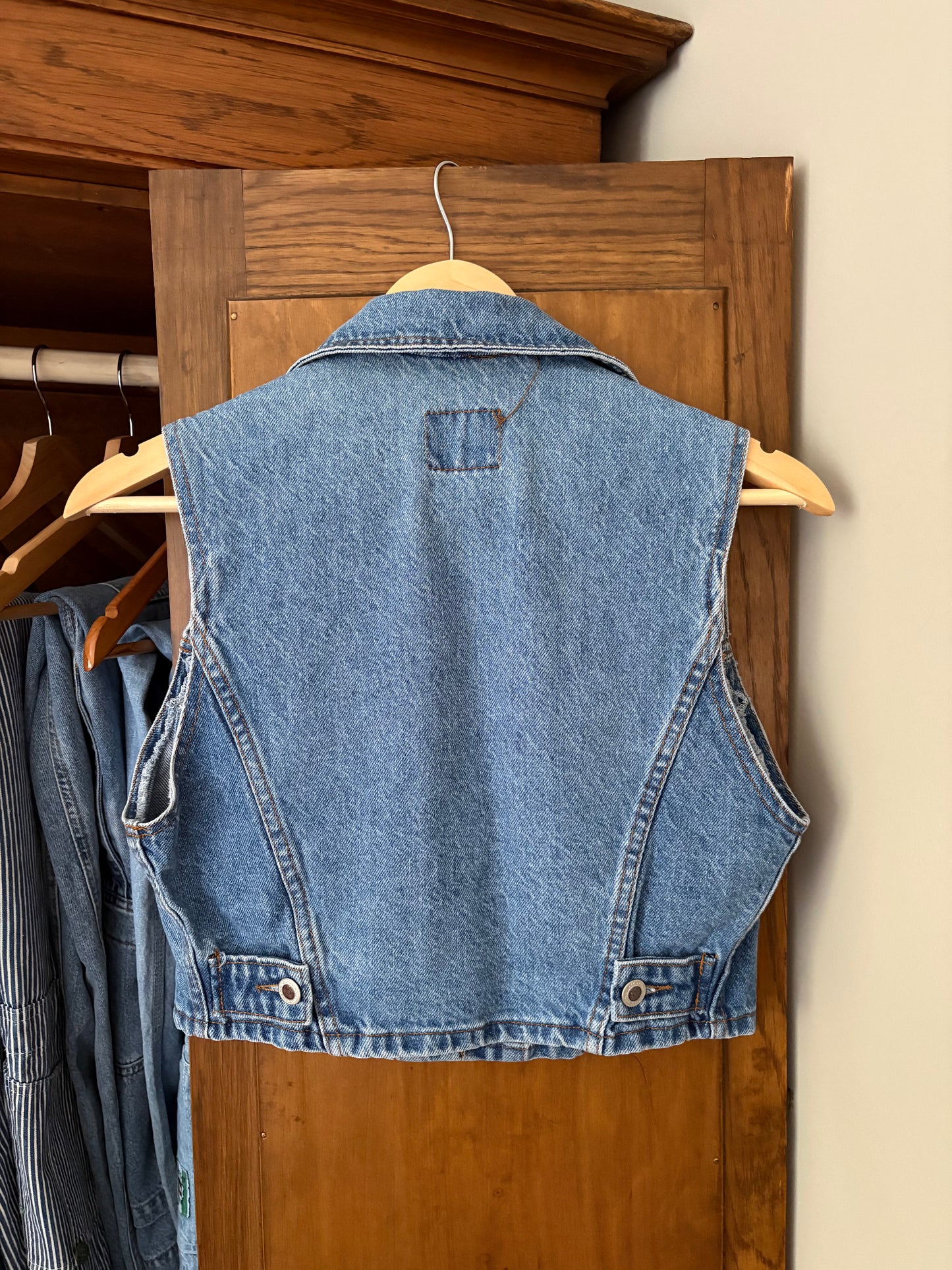 Manteau sans manche en denim (Small)