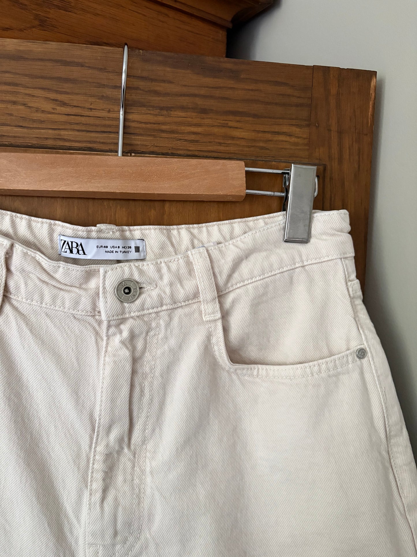 Short crème Zara (S/M)