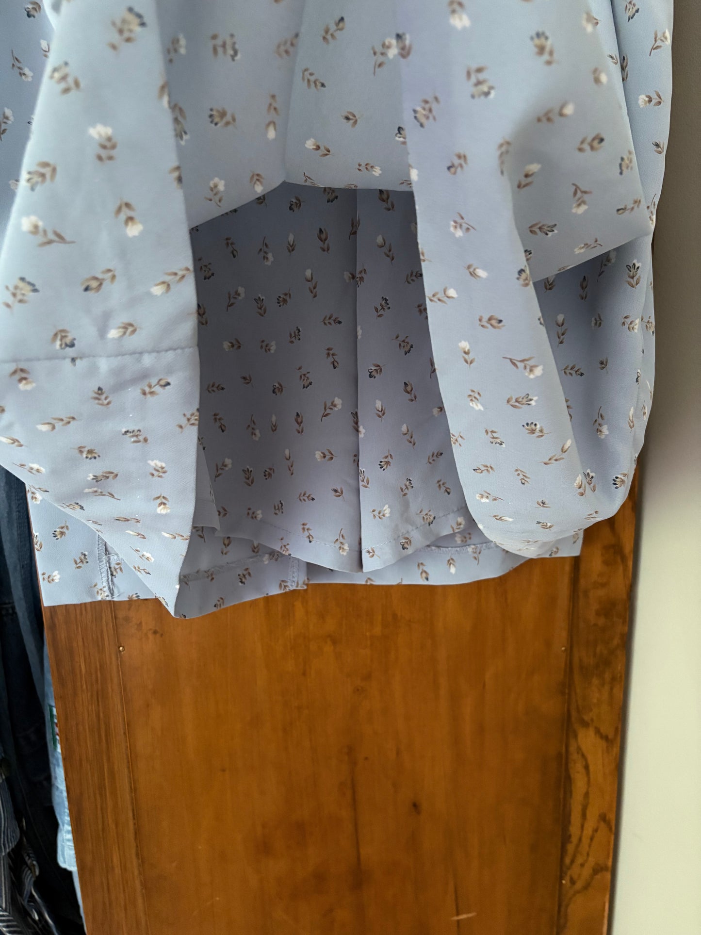 Jupe short fleurie vintage (M/L)