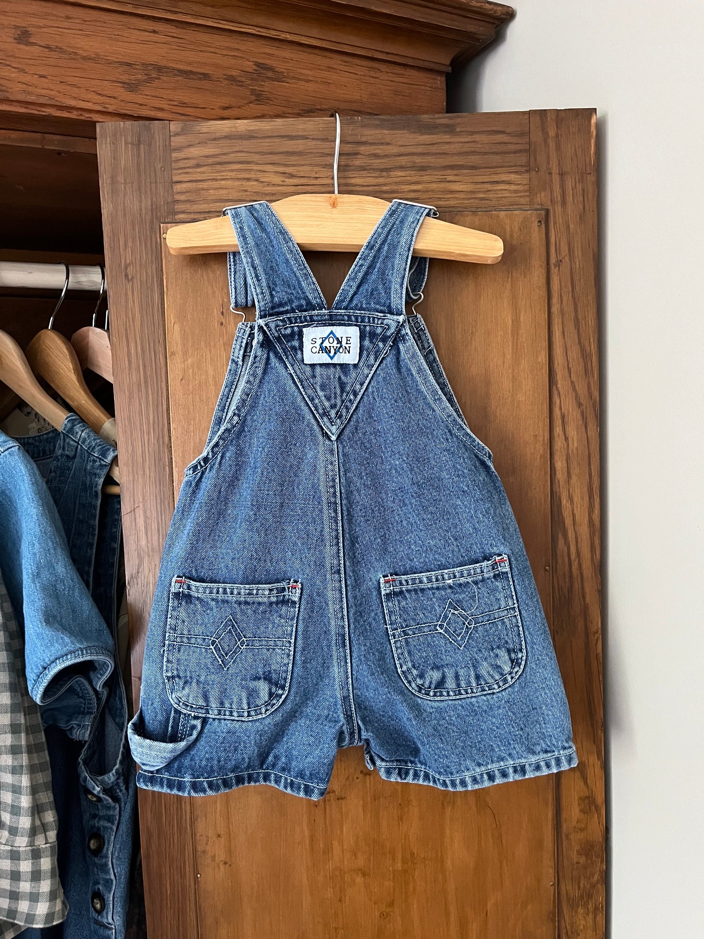 Salopette short en denim (12 mois)