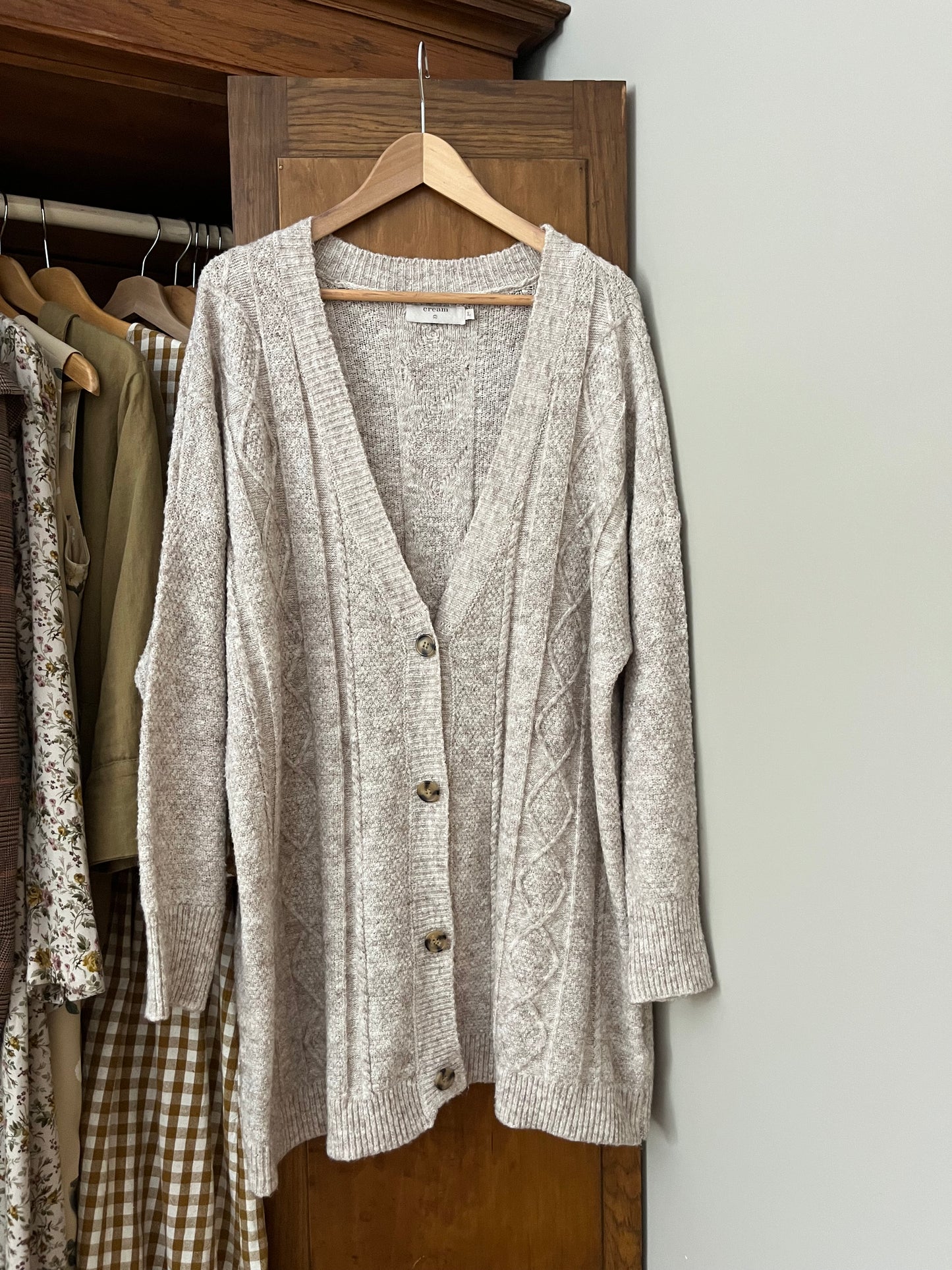 Cardigan long Cream (Large)