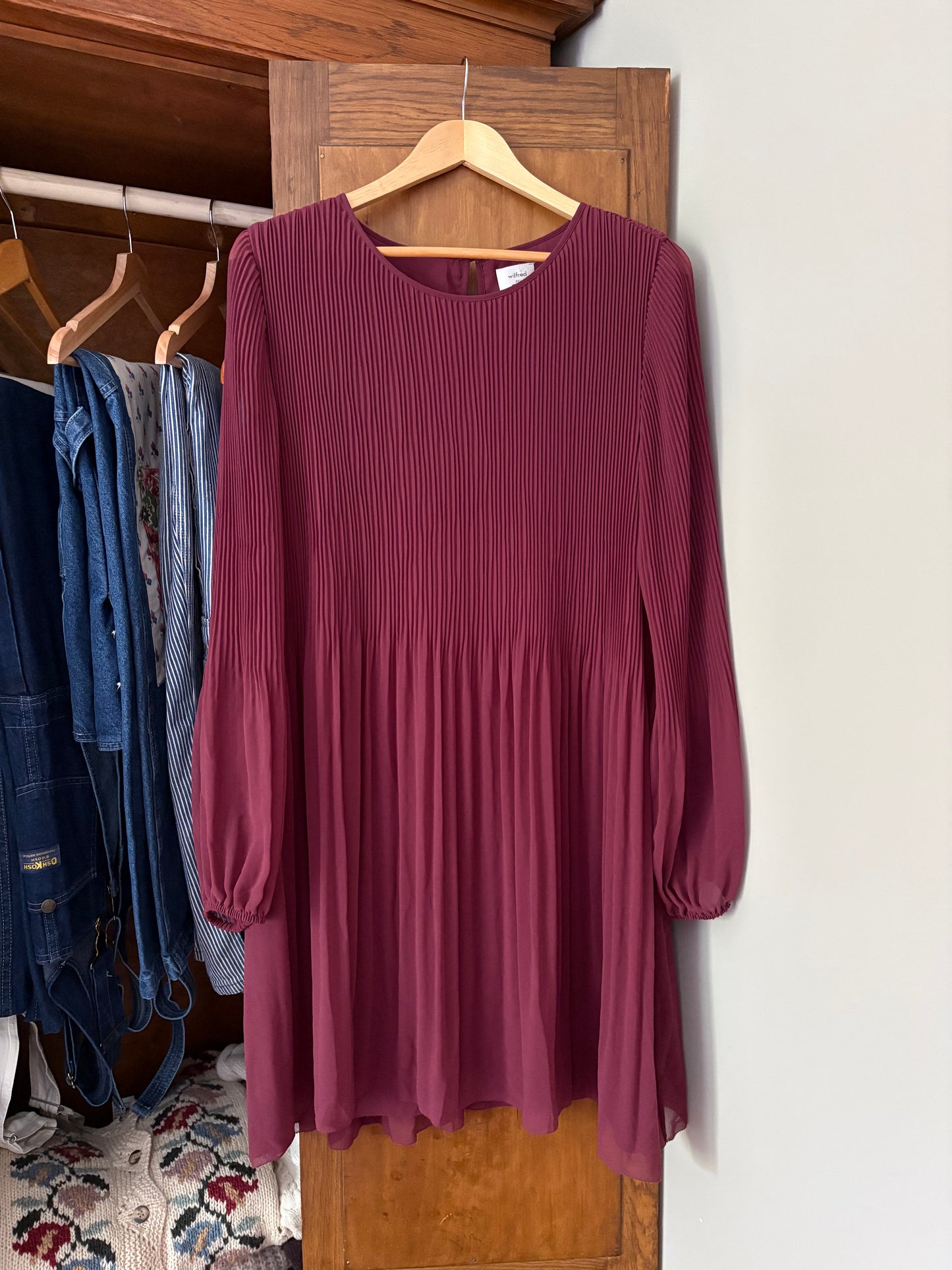 Robe bourgogne Aritzia (Xxlarge)