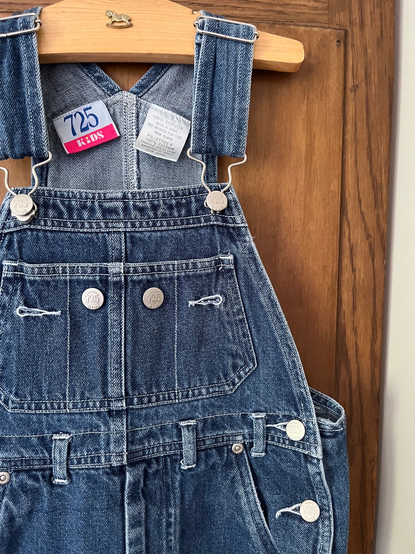 Robe salopette en denim (6 ans)
