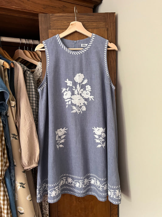 Robe avec broderies Zara (Large)