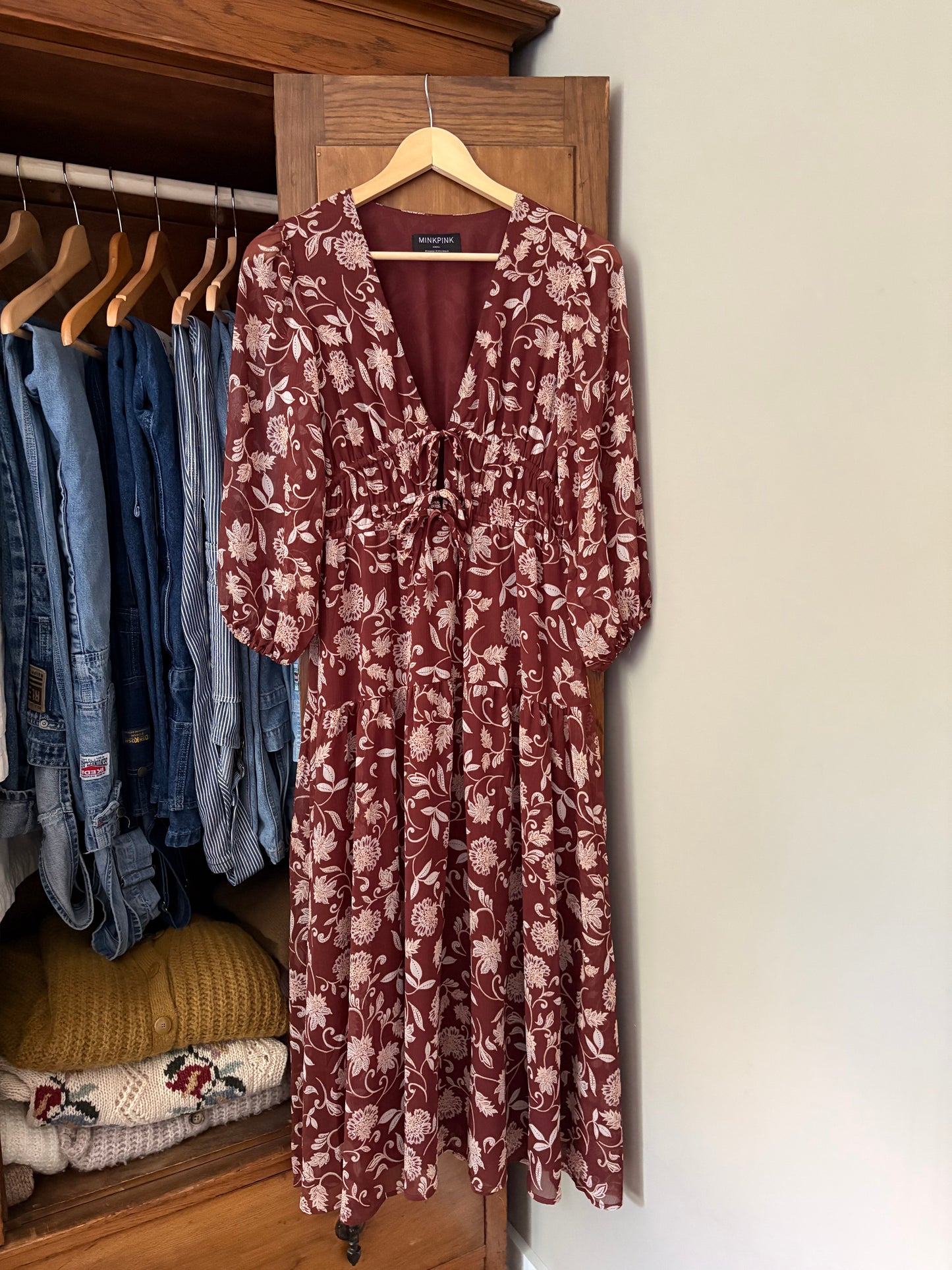 Robe longue fleurie Minkpink * decoletée * (Small)