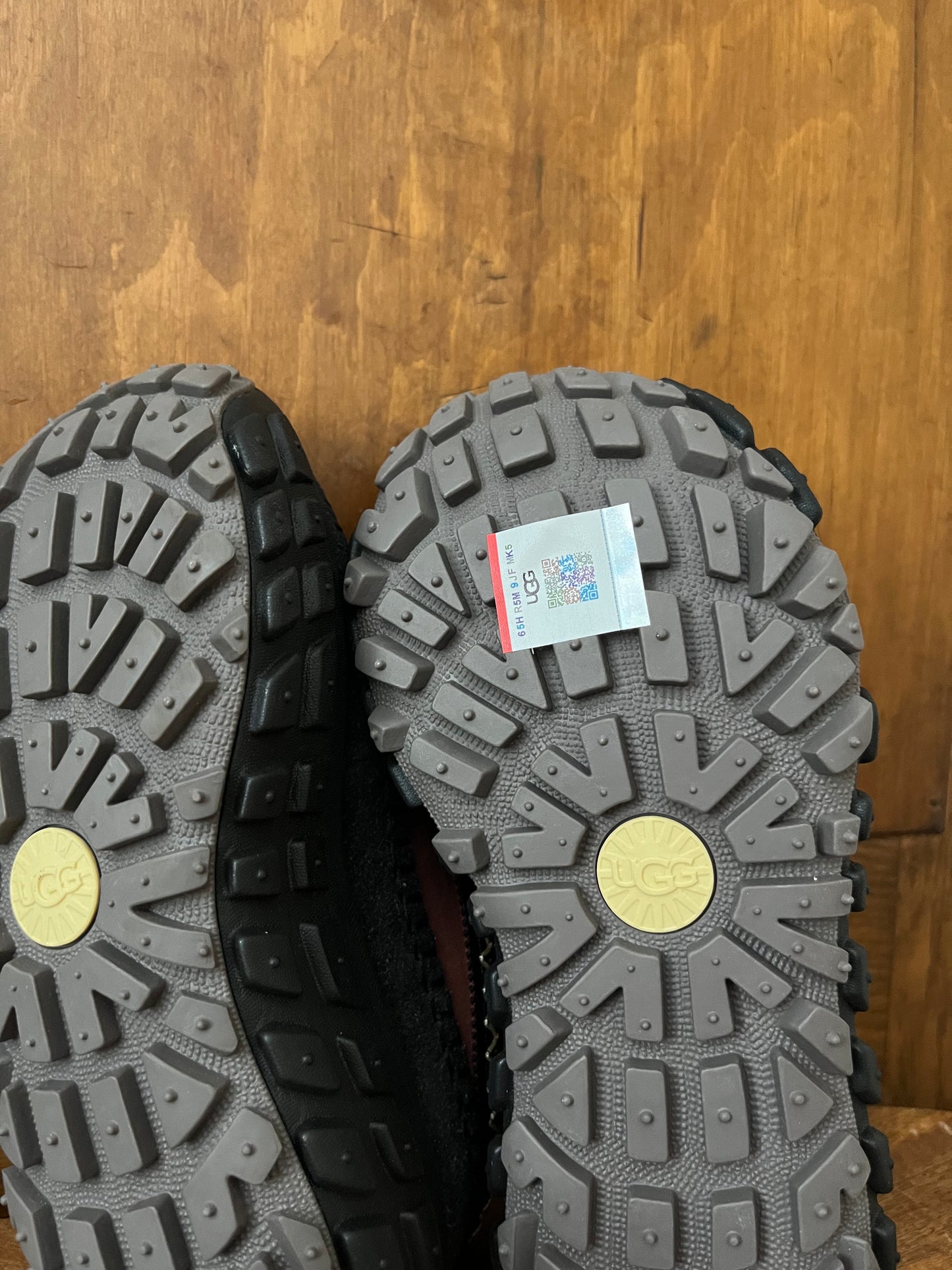 Soulier d’hiver UGG (Pointure 3 enfant)