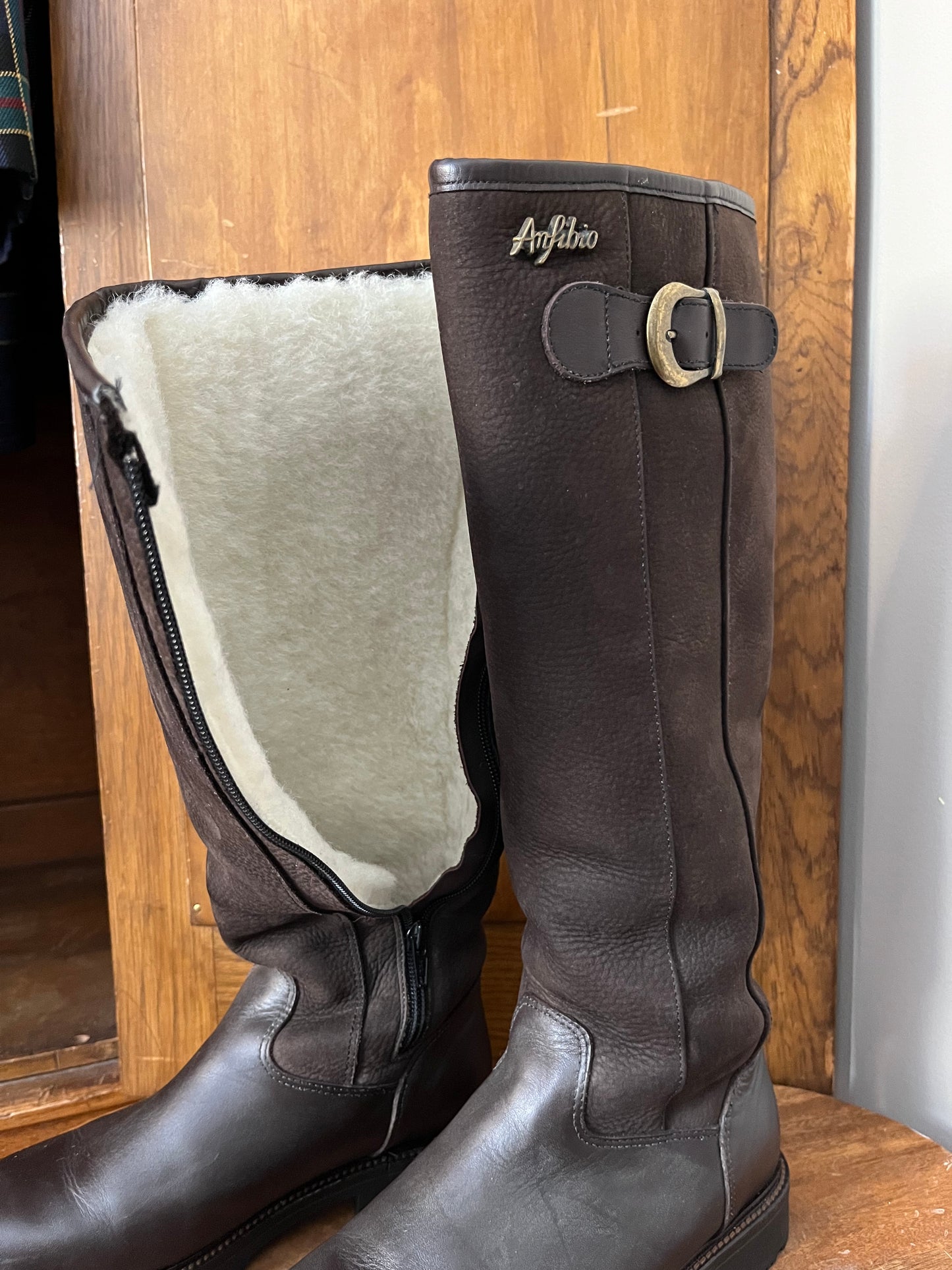 Bottes hautes en cuir et en suède (pointure 37/ 6)