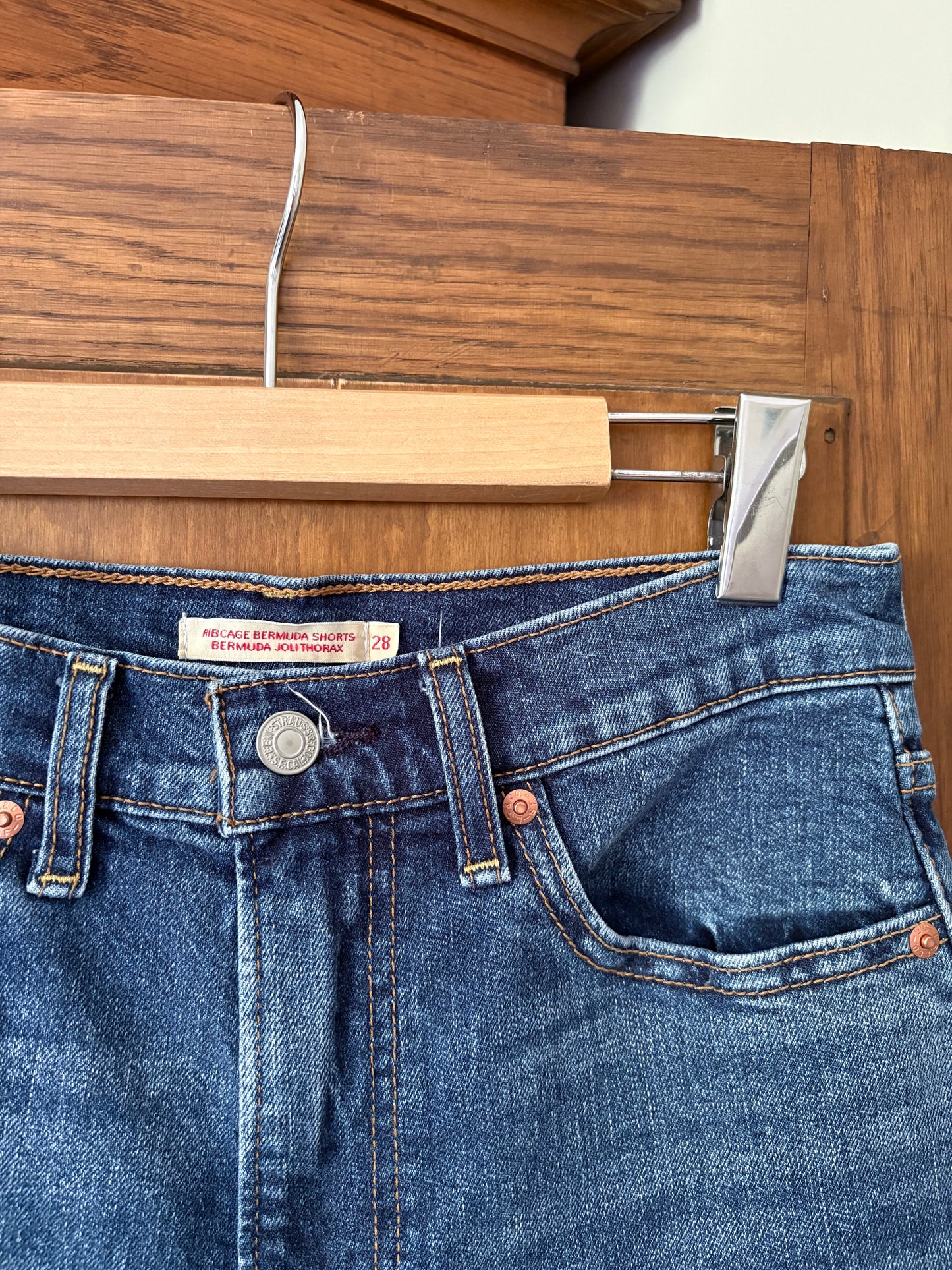 Short longue en denim Levis (Small)