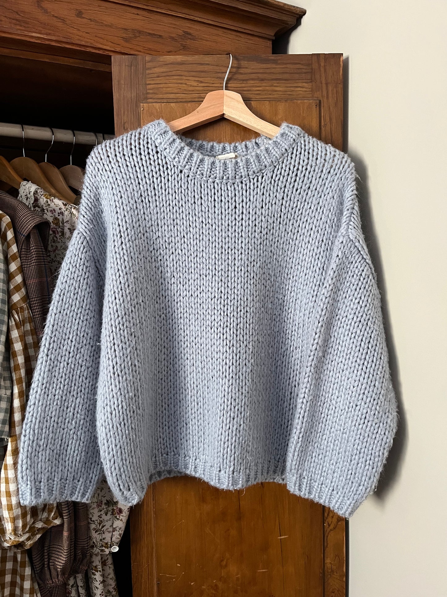 Tricot bleu pale à grosse maille (Small)