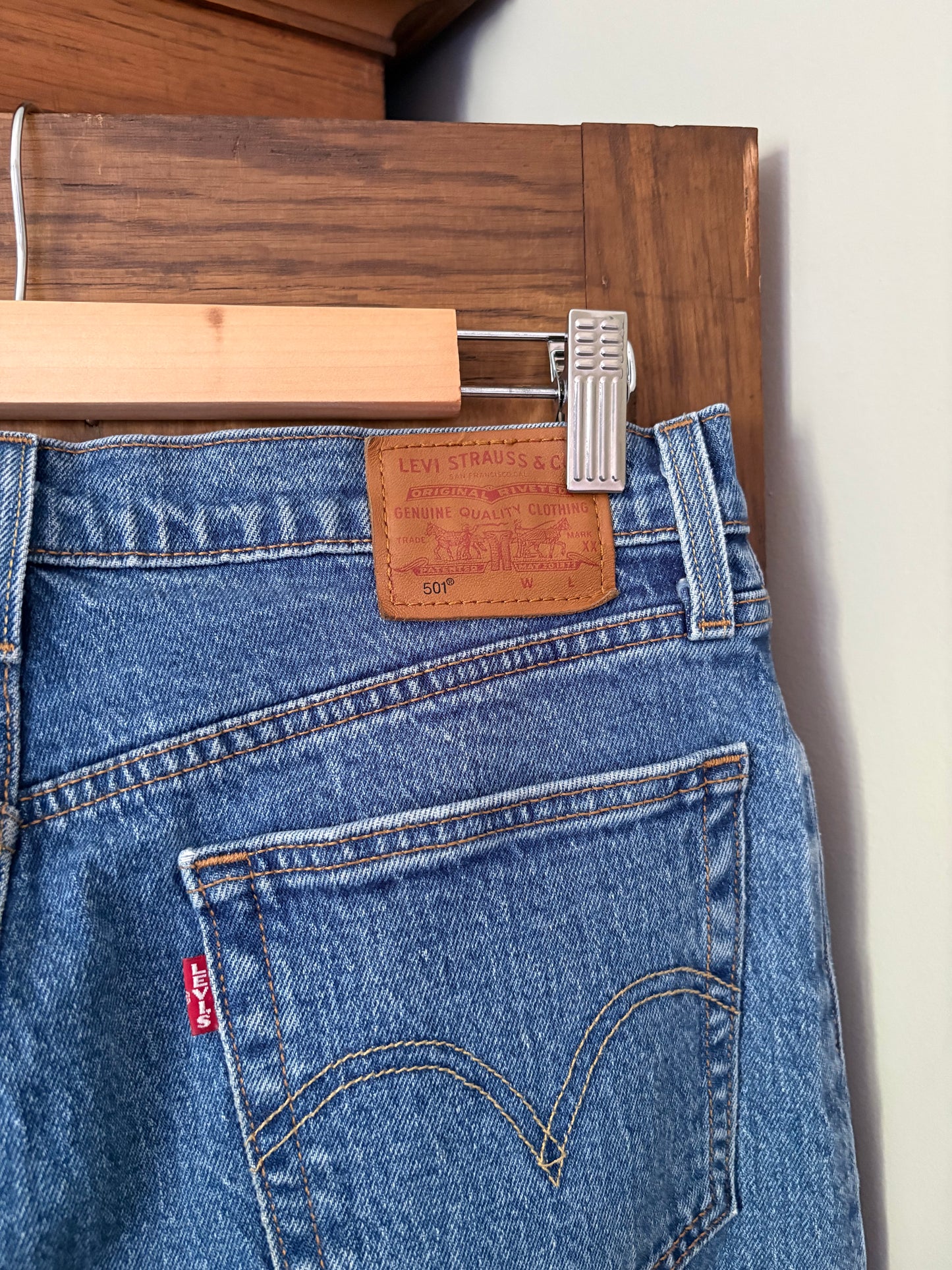 Jeans Levis modèle 501 (29/ Médium)