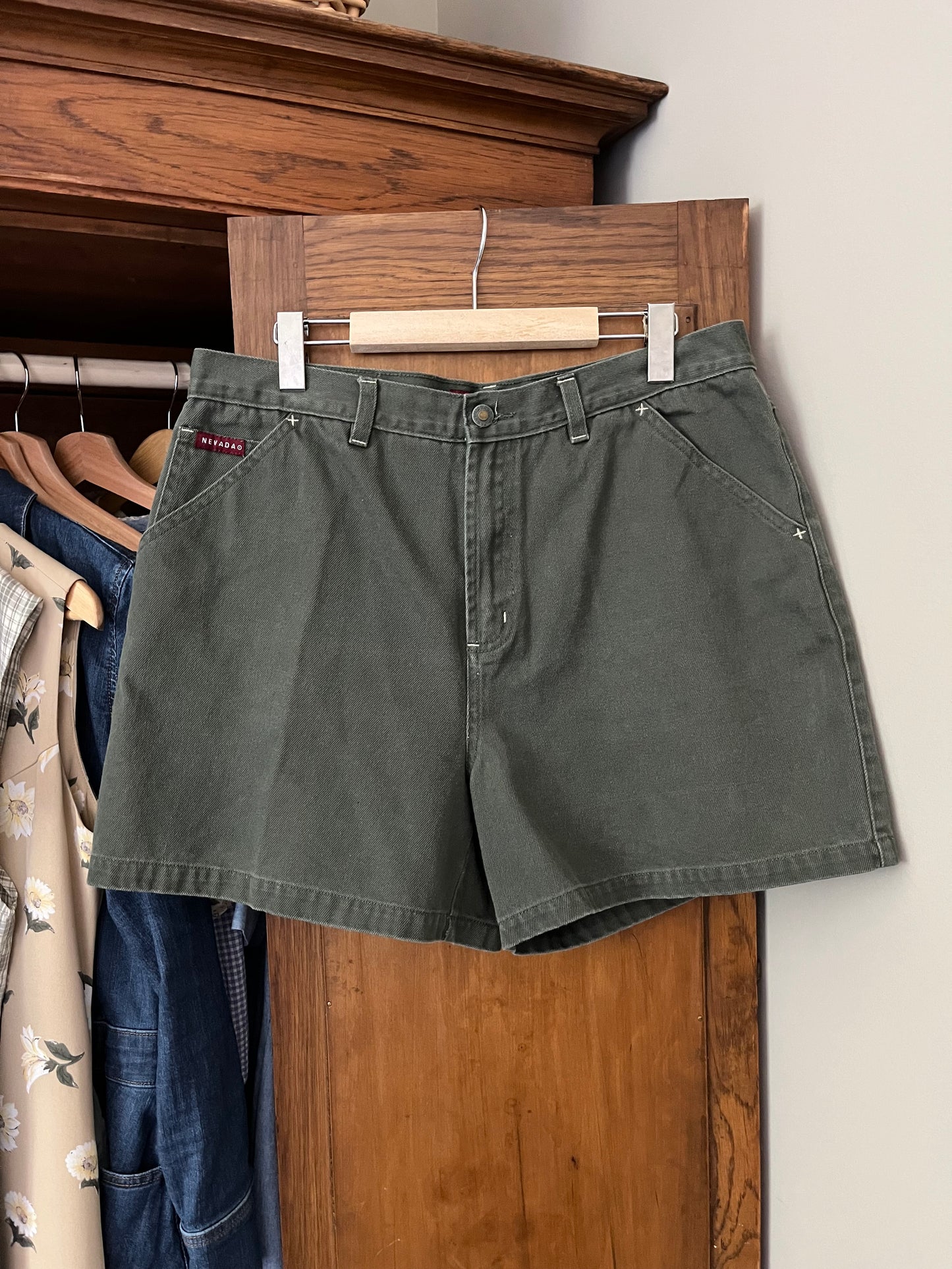 Short vintage Nevada (Large)