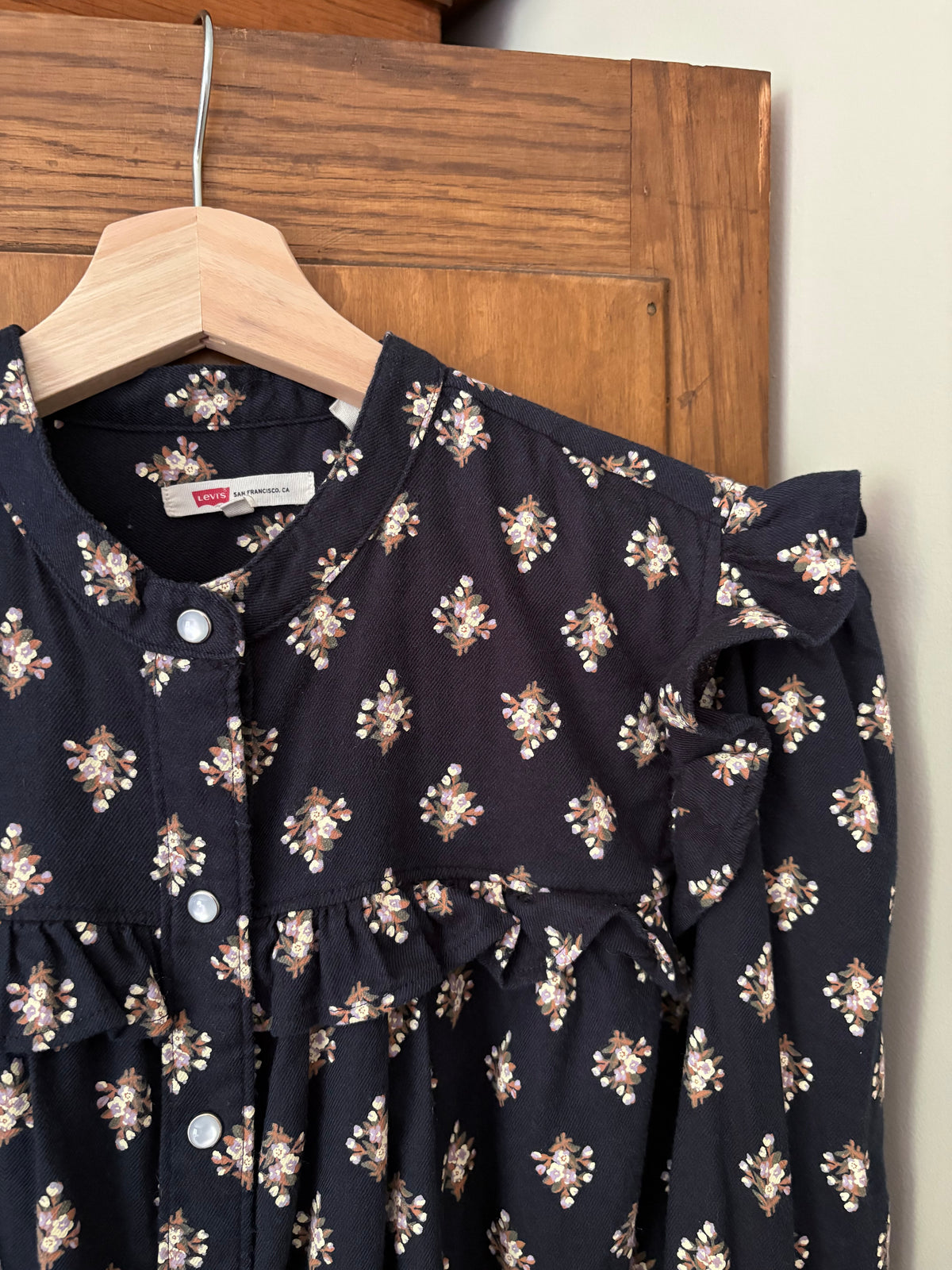 Chemise avec volants fleurie Levis (Small)